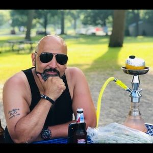 Meet your Posher, Abbas